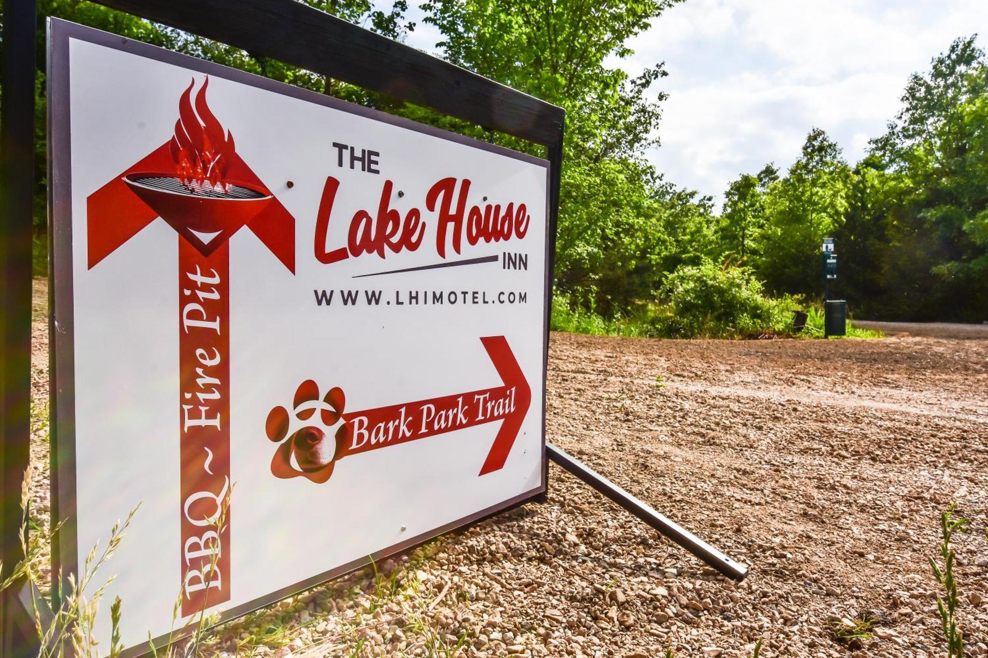 The Lake House Inn Laurie Kültér fotó